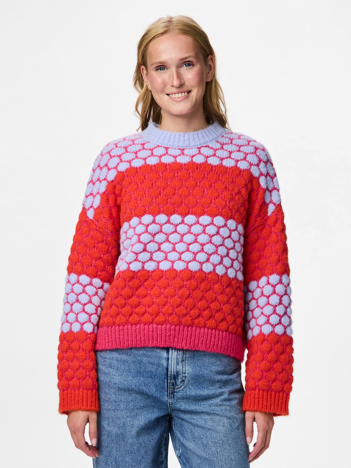 model_shot-front